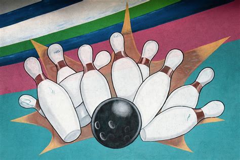 cheap bowling bay area